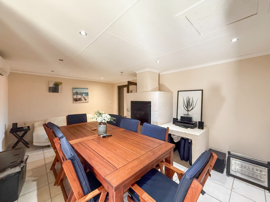 3 Bedroom Property for Sale in Melodie North West